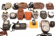 MID 20TH C. PHOTOGRAPHY EXPOSURE AND CINE METER LOT 