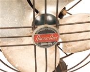 ARCTIC AIRE OSCILLATING ELECTRIC DESK FAN