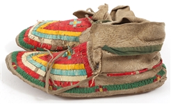 LATE 19TH C. NATIVE AMERICAN QUILLWORK MOCCASINS 