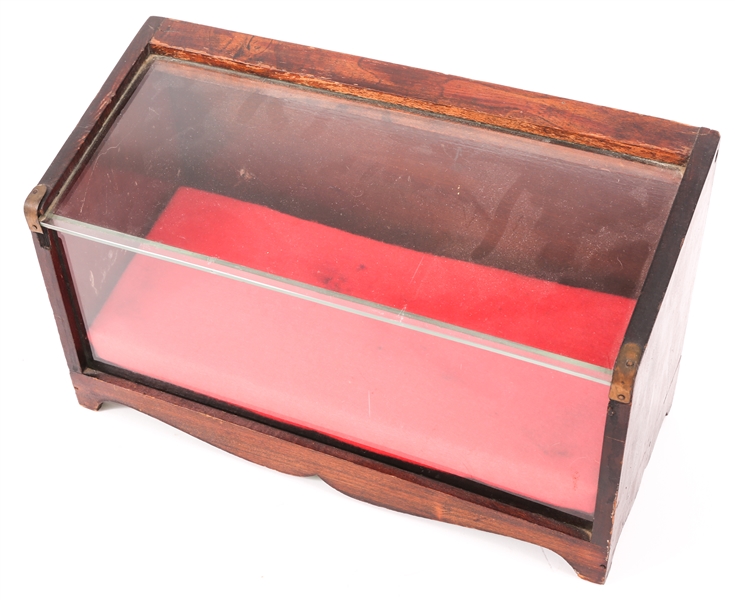 EARLY 20TH C. A. STEIN & COMPANY PRODUCT DISPLAY CASE