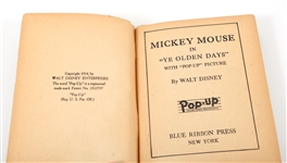 1934 MIDGET POP UP BOOK MICKEY MOUSE IN YE OLDEN DAYS