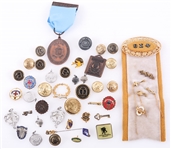 FRATERNAL ORGS & MORE CHALLENGE PINS, MEDALS, & BUTTONS