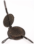 20TH C. GRISWOLD CAST IRON WAFFLE IRON AMERICAN NO. 8