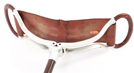 MID 20TH C. ENGLISH LEATHER SHOOTING STICK