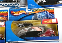 HOT WHEELS PAVEMENT POUNDERS & LONG HAULERS LOT OF 5