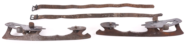 19TH C. E.G. STONES & CO. ICE SKATES