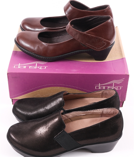 WOMENS DANSKO SHOES 2 PAIRS