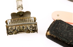 SHAVING GROUPING - STRAIGHT RAZORS & SAFETY RAZOR 