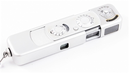 MID 20TH C. MINOX B SUBMINIATURE CAMERA 