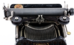 CORONA 3 FOLDING TYPEWRITER