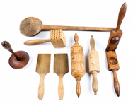 EARLY 20TH C. CARVED WOODEN KITCHEN & HOUSEHOLD TOOLS