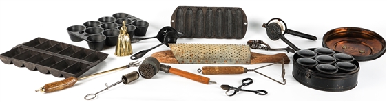20TH C. METAL & WOODEN KITCHEN TOOLS