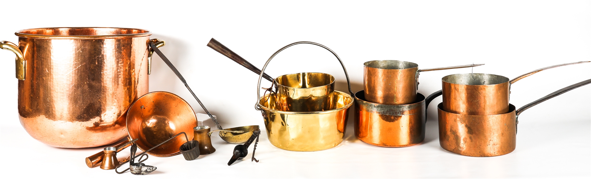 20TH C. COPPER AND BRASS COOKWARE
