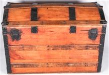 EARLY 20TH C. WOODEN STEAMER TRUNK