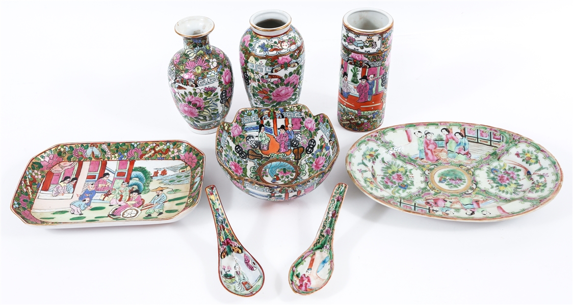 CHINESE ROSE MEDALLION PORCELAIN DECOR & SERVEWARE
