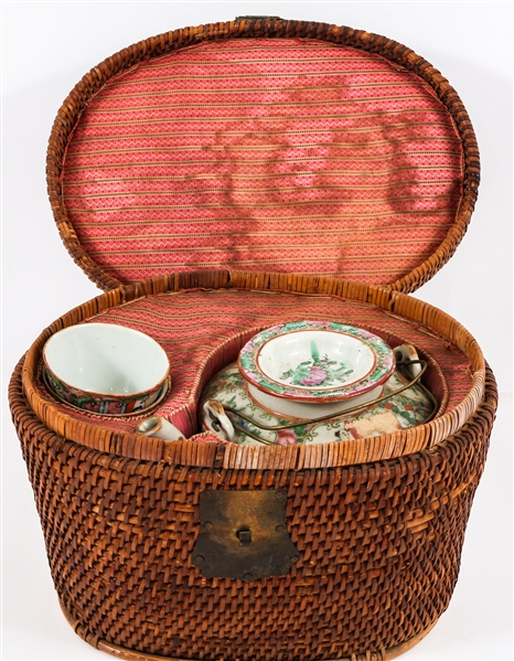 MID-20TH C. CHINESE PORCELAIN WICKER WEDDING TEA SET