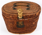 MID-20TH C. CHINESE PORCELAIN WICKER WEDDING TEA SET