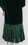 1950s WOMEN'S MIDI LENGTH GREEN VELVET DRESS