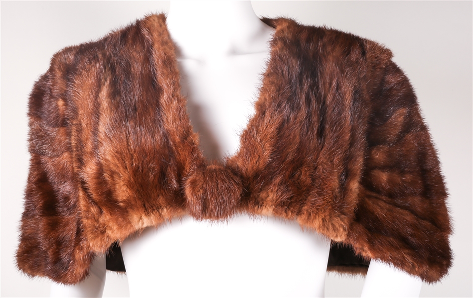 MINK FUR STOLE & TWO MINK FUR COLLARS