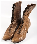 VICTORIAN WOMENS LEATHER BOOTS