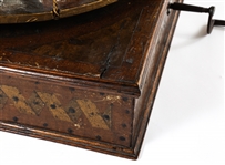 EARLY 20TH C. HAND CRANK CAROUSEL