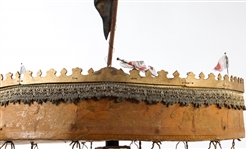 EARLY 20TH C. HAND CRANK CAROUSEL