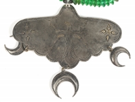 EARLY 20TH C. NATIVE AMERICAN MADE GORGET 