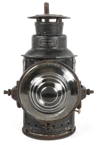 DIETZ RAILROAD OIL BURNING LANTERN