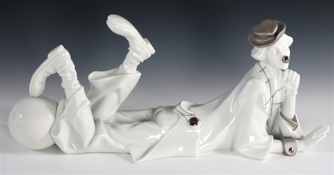 LLADRO PORCELAIN CLOWN #7094 RE-DECO FIGURINE
