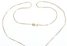 14K YELLOW GOLD CUBIC ZIRCONIA NECKLACE