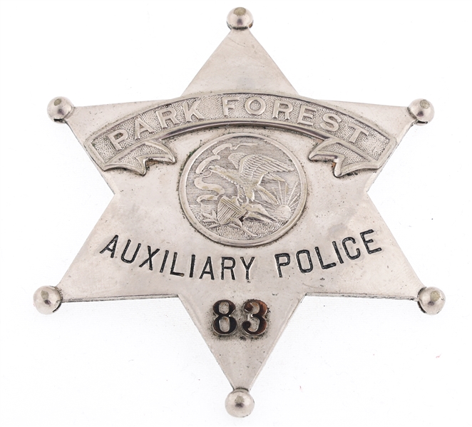 PARK FOREST ILLINOIS AUXILIARY POLICE BADGE NO. 83