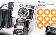 CAMERA FLASHES & ACCESS. CANON, VIVITAR, HOWELL & MORE