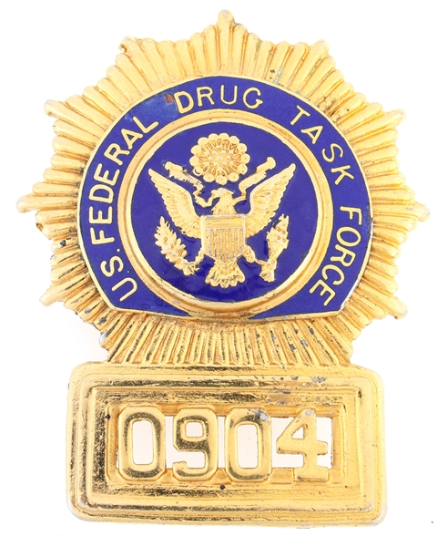 U.S. FEDERAL DRUG TASK FORCE BADGE NO. 0904