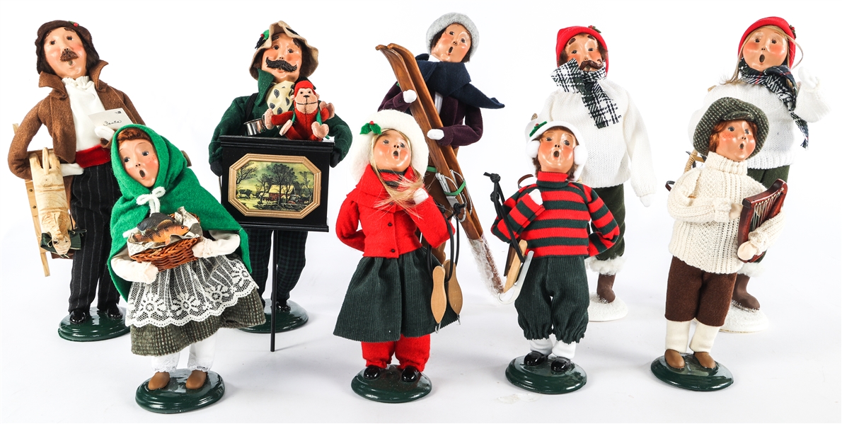 BYERS CHOICE THE CAROLERS - LOT OF NINE