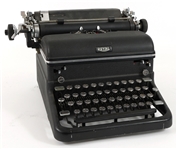 LATE 1930s ROYAL MAGIC MARGIN TYPEWRITER