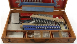 LIONEL CONSTRUCTION KITS - LOT OF TWO