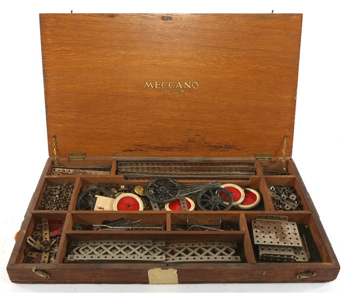MECCANO CONSTRUCTION KIT
