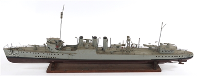 USS McCORMICK DESTROYER MODEL SHIP