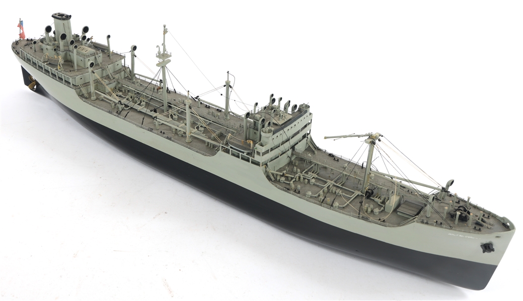 SS JEREMIAH OBRIEN WWII T2 TANKER SHIP MODEL