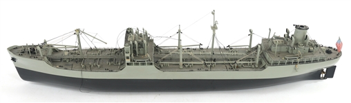 SS JEREMIAH O'BRIEN WWII T2 TANKER SHIP MODEL