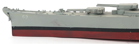 USS MISSOURI BATTLESHIP MODEL
