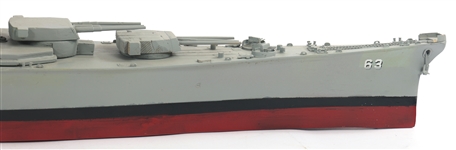 USS MISSOURI BATTLESHIP MODEL