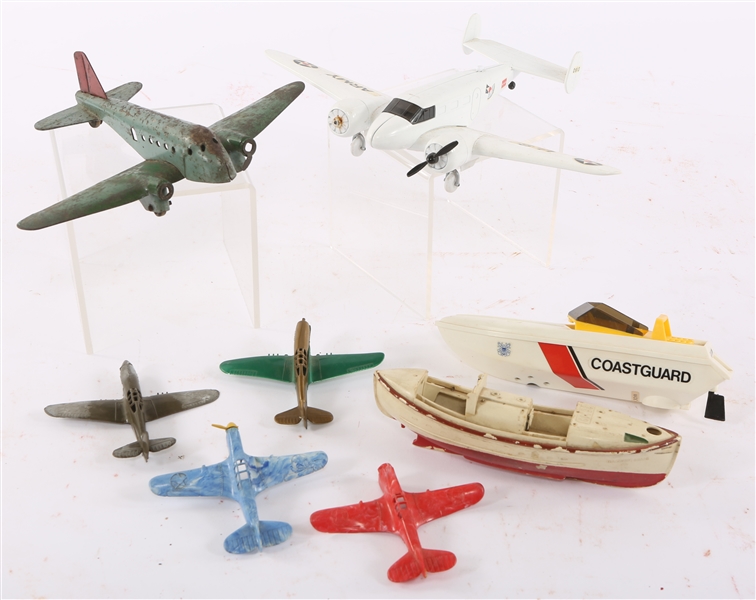 MILITARY THEMED TOY PLANES & BOATS - LOT OF 8