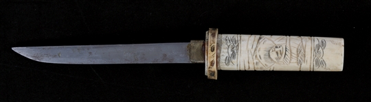JAPANESE TANTO - BONE COVERED 