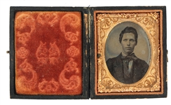 1/9 PLATE TINTYPE PORTRAIT IN WOODEN CASE