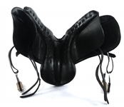 ENGLISH LEATHER SADDLE WITH SADDLE PAD