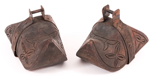 CARVED WOODEN STIRRUPS 