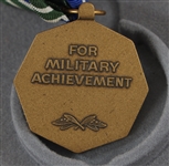 U.S. MILITARY BADGES & MEDALS