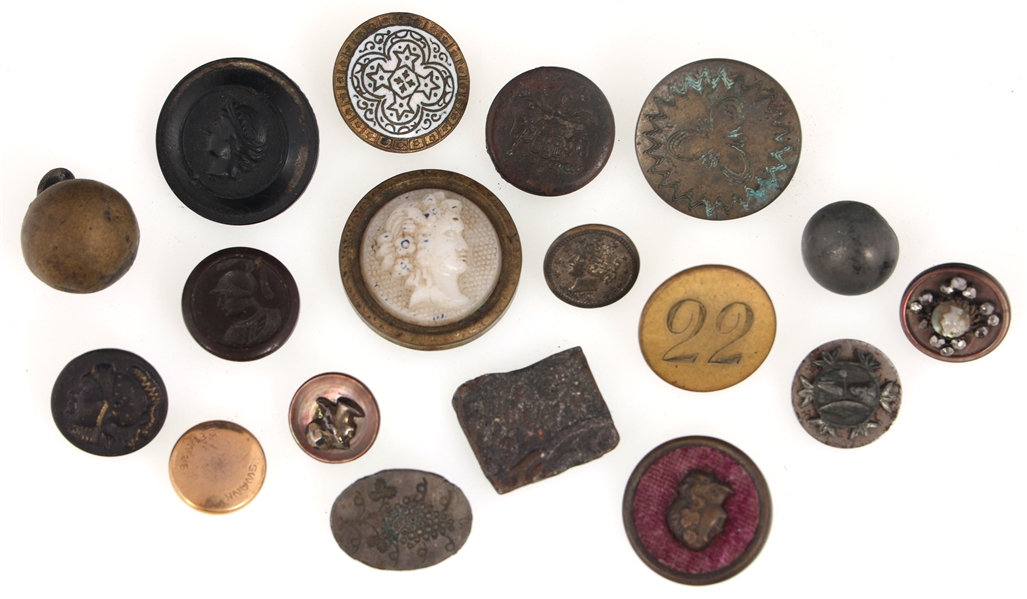 VICTORIAN BUTTONS 