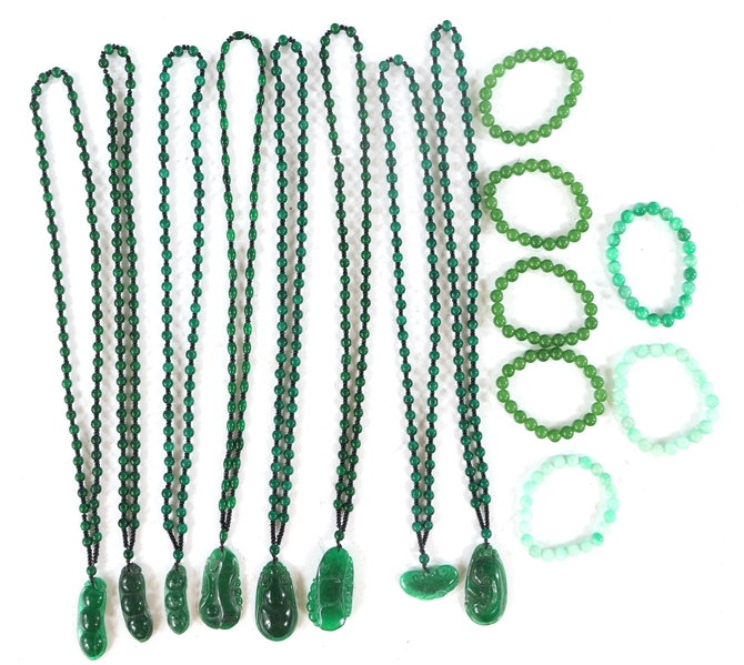GLASS AND DYED AGATE BEADED BRACELETS AND NECKLACES